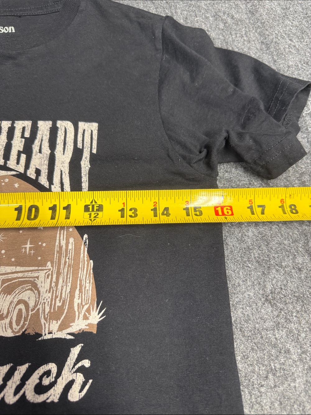 Women's Black 'I Got A Heart Like a Truck' Graphic Tee - Picture 4 of 4